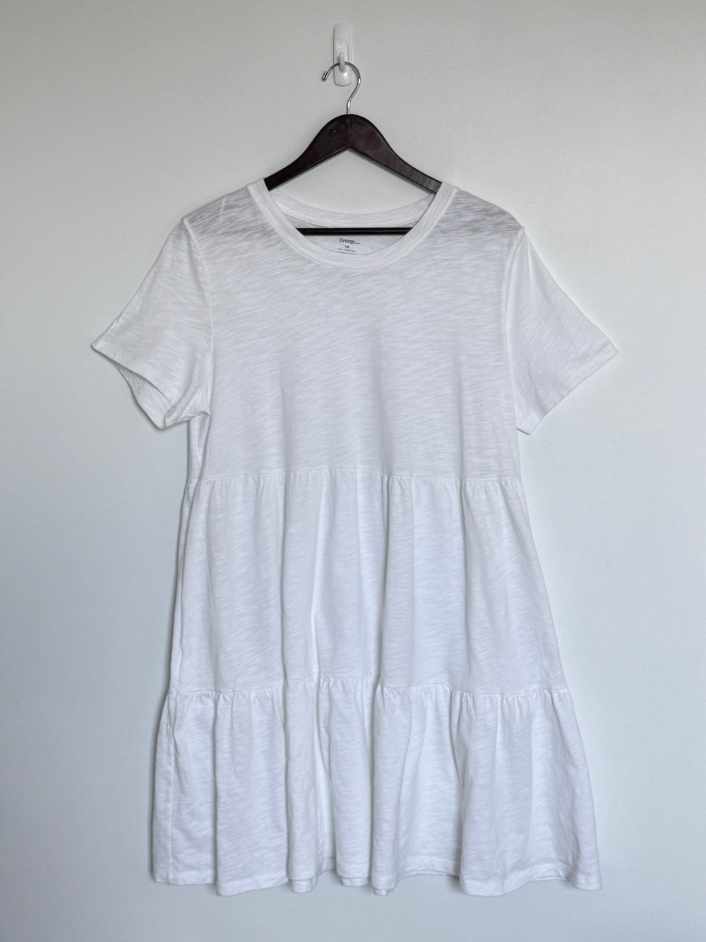 George White Short Sleeved Tiered Dress With Pockets